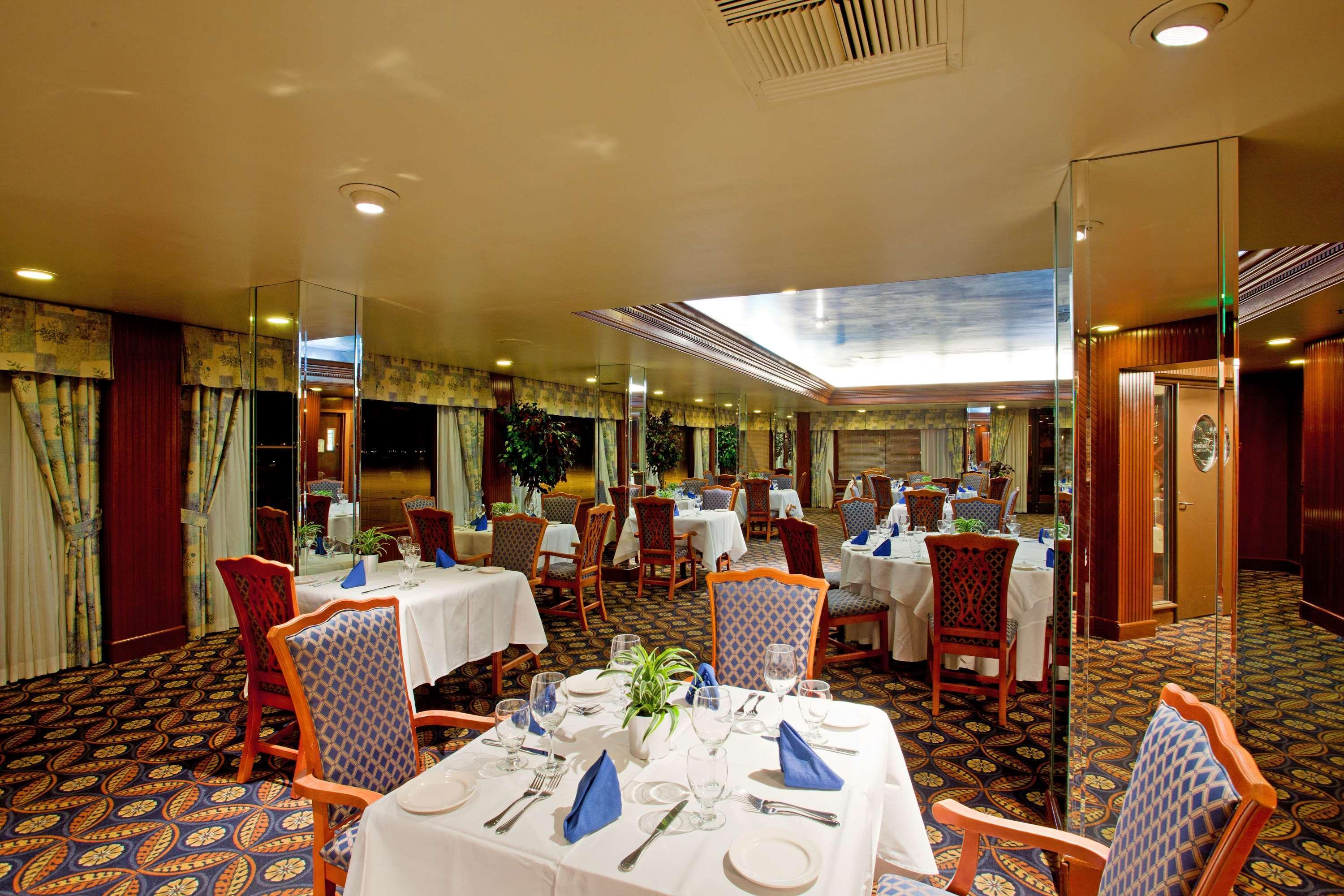 Radisson 4*